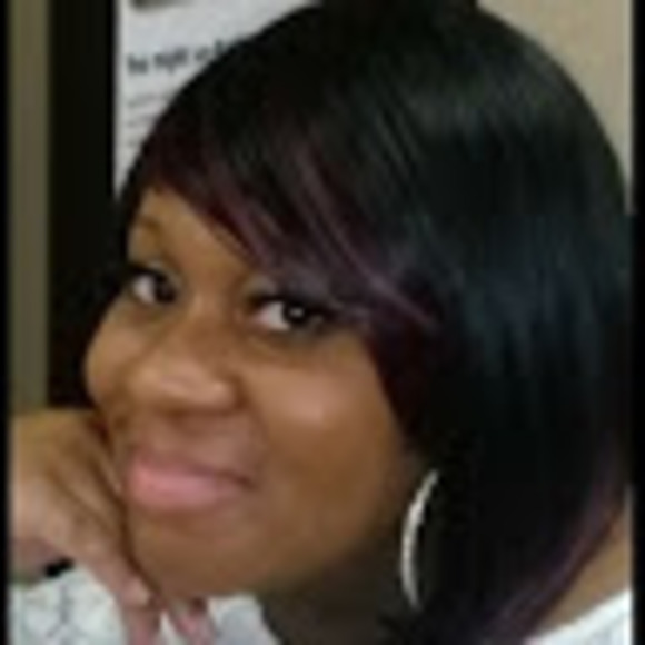 Meet your Posher, Chaneshe - Picture 1 of 1